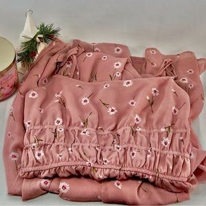 Forever 21 Pink Floral Maxi Dress in Small